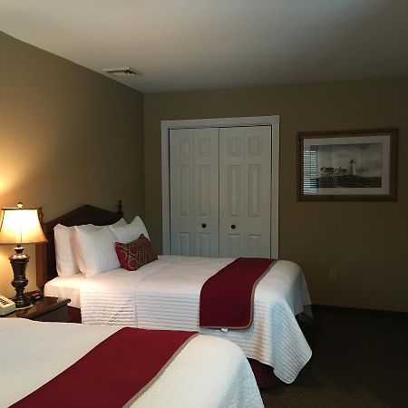 הנטינגטון Whitman Motor Lodge מראה חיצוני תמונה