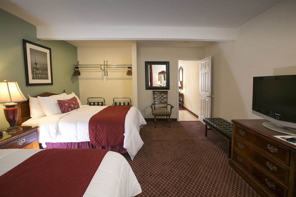 הנטינגטון Whitman Motor Lodge מראה חיצוני תמונה
